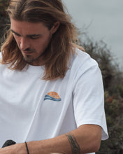 Load the image into the gallery viewer, SURFING TIDELESS TEE

